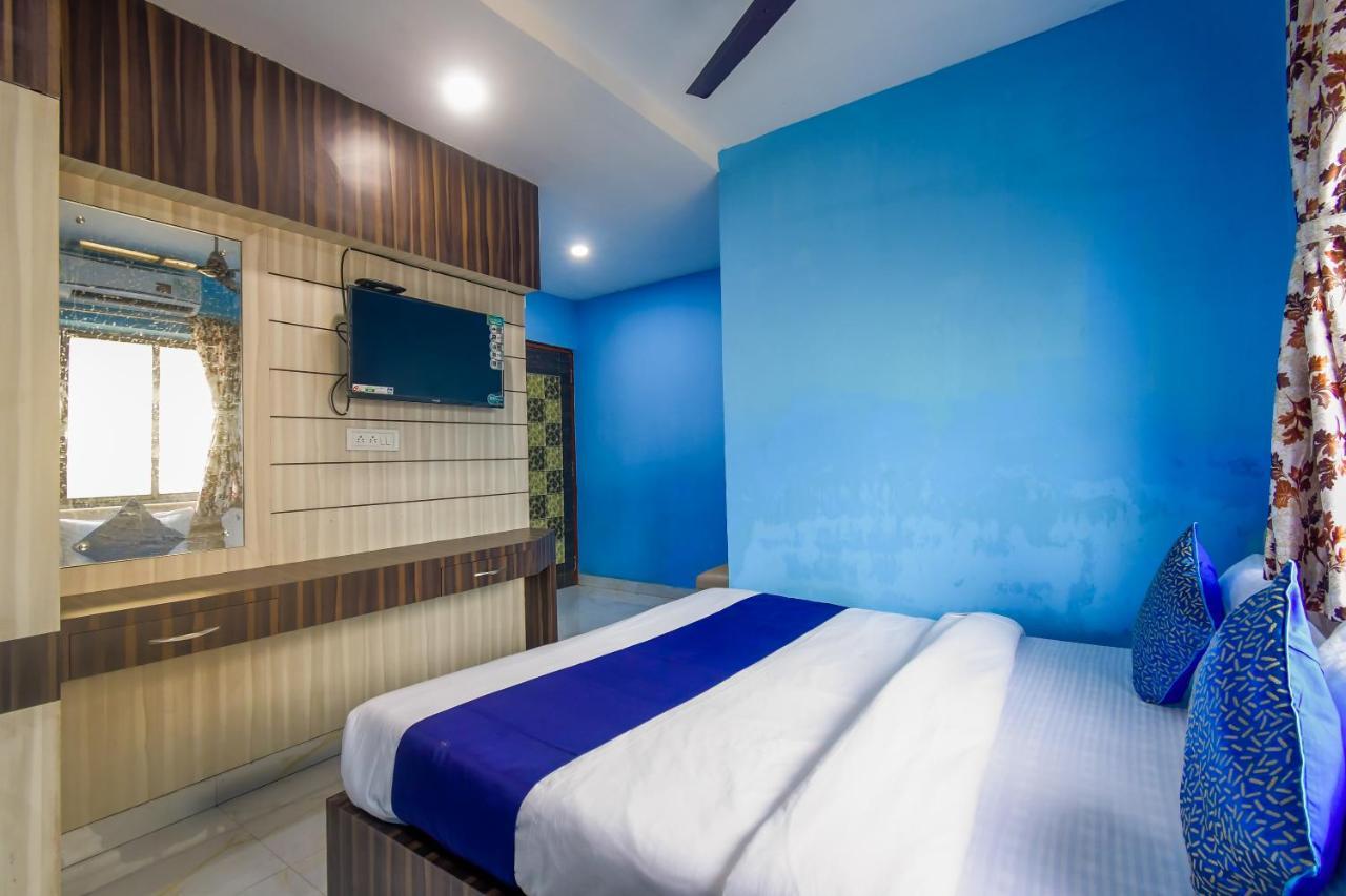 Hotel Blue Abedin Колката Екстериор снимка
