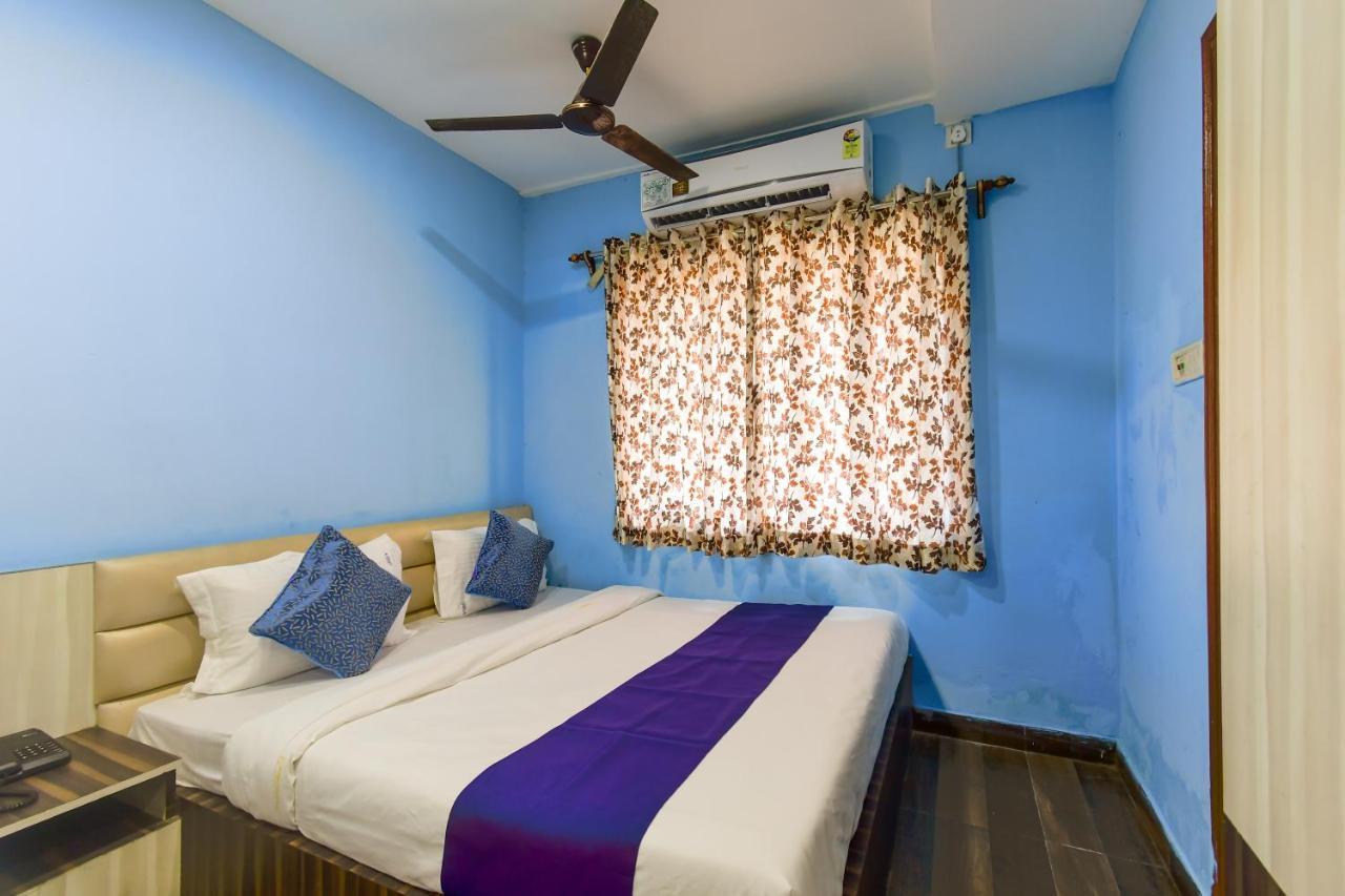 Hotel Blue Abedin Колката Екстериор снимка