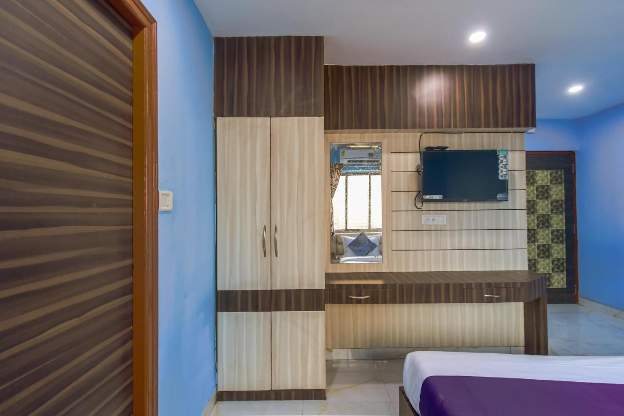 Hotel Blue Abedin Колката Екстериор снимка